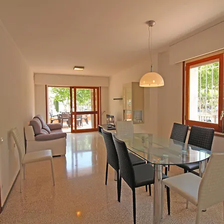 Apartment Basic Comfort Sant Mori 8001 *